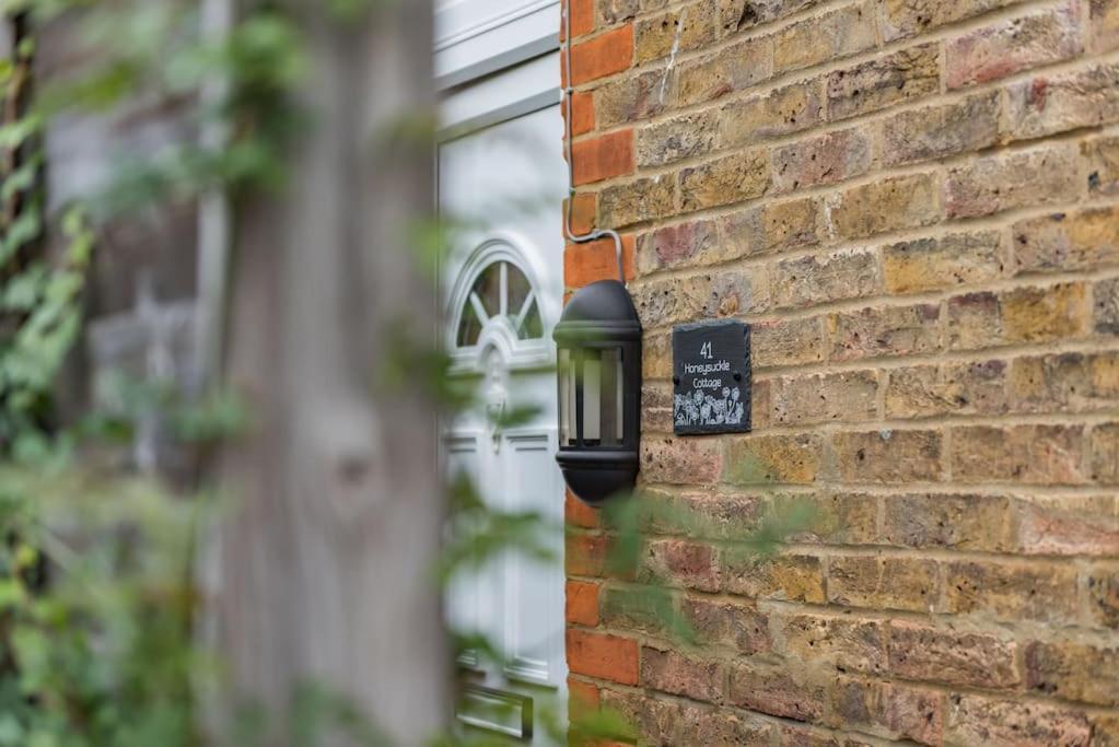 Honeysuckle Cottage ウィスタブル エクステリア 写真